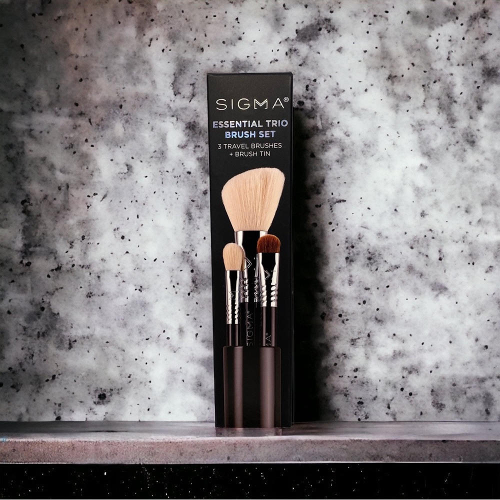 Sigma Beauty Essential Trio Brush Set